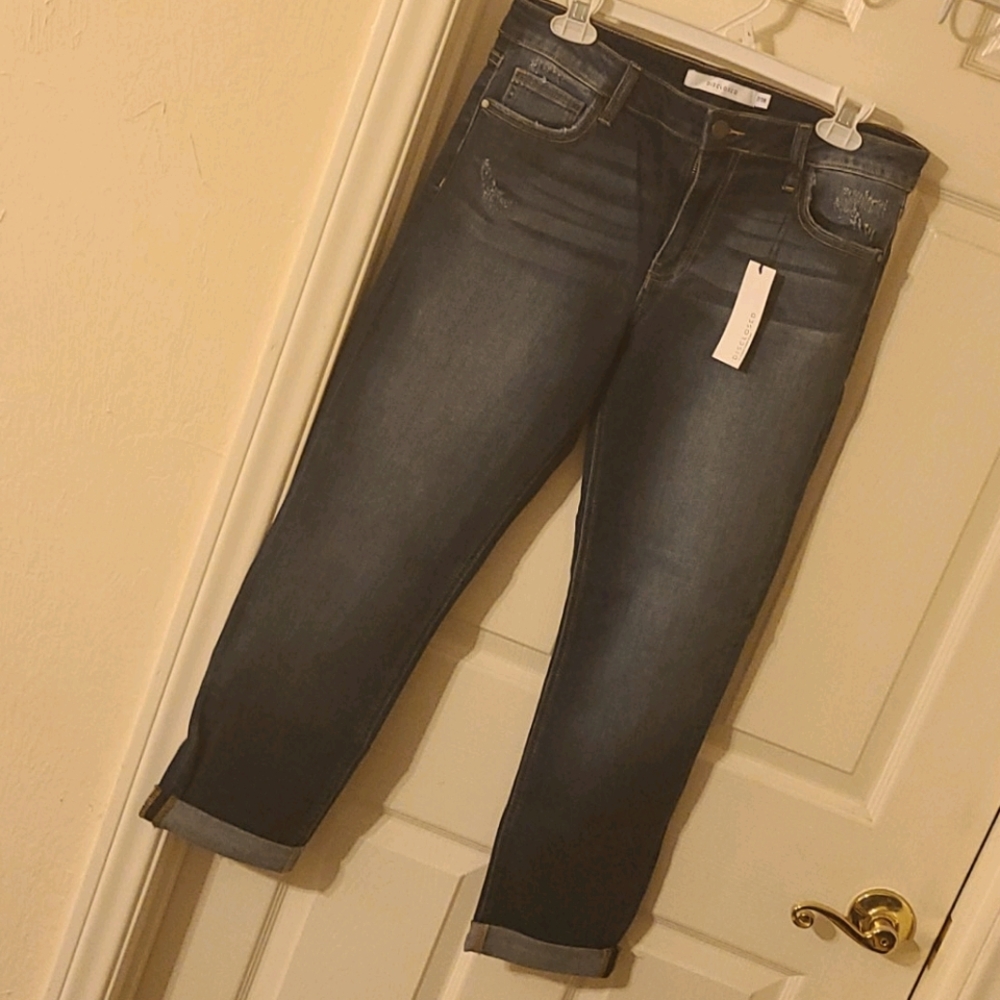 NWT Cello sz 7